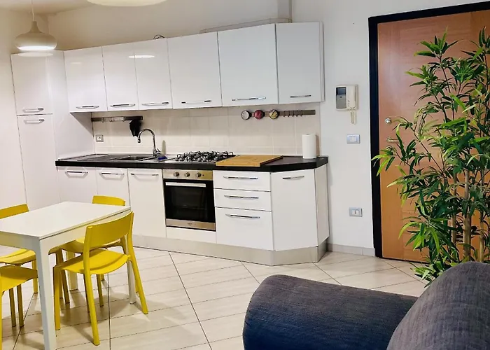 Con Aria Condizionata E Corte Privata A 5 Minuti A Piedi Dal Mare Apartment